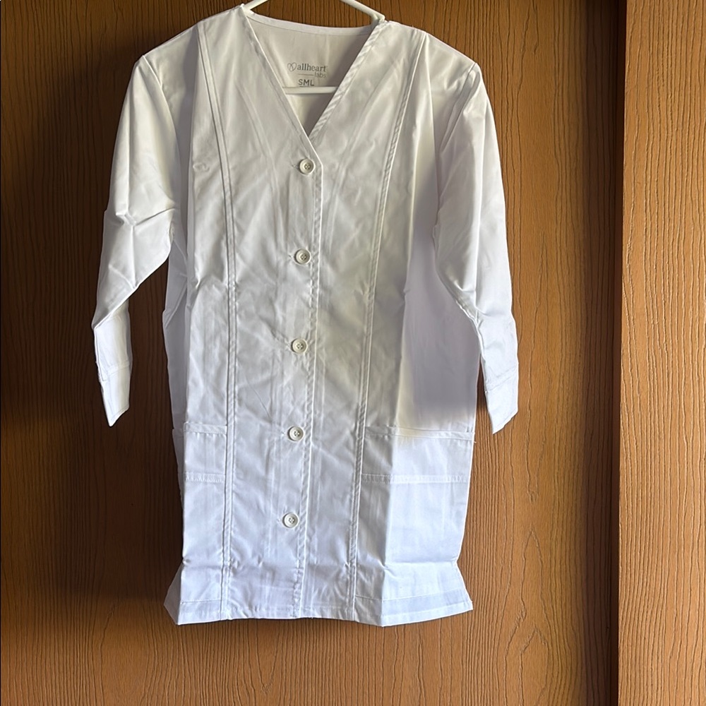 Allheart White Button-Up Lab Coat - Picture 2 of 5